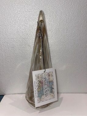 Zorza Handmade Art Glass Christmas Tree